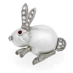 Scully & Scully 18k White Gold Baroque Pearl Sitting Rabbit Pin